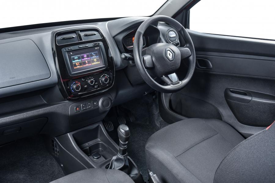 Интерьер Renault Kwid Xtreme 2017 года  (ZA) (фото 5 из 18)